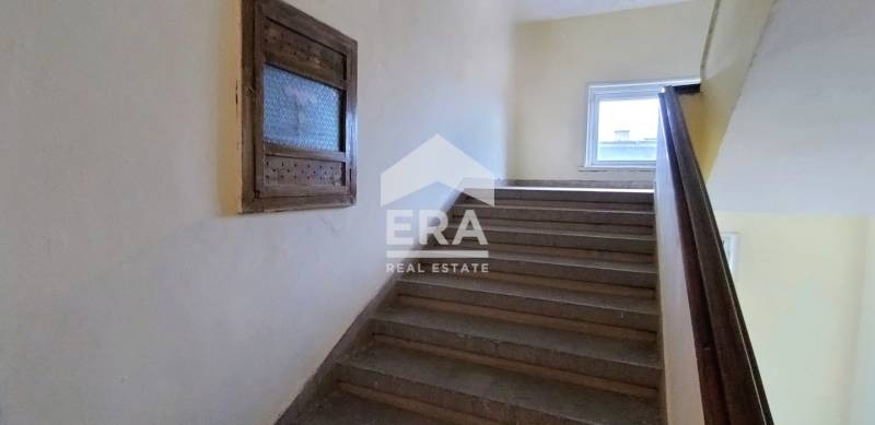 Продава 2-СТАЕН, гр. Кърджали, Център, снимка 2 - Апартаменти - 53440043