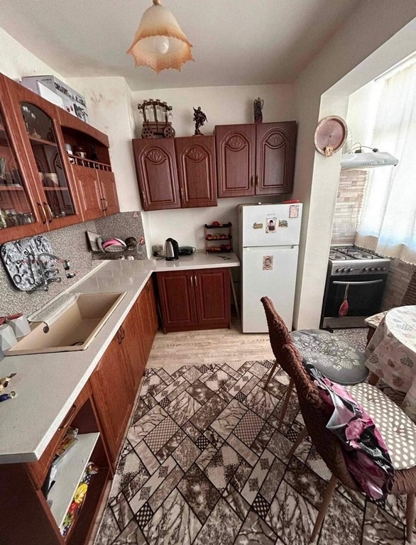 Продава 2-СТАЕН, гр. Кърджали, Възрожденци
