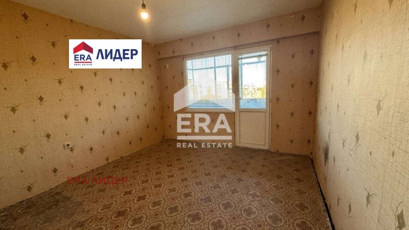 Продава 3-СТАЕН, гр. Русе, Родина 2, снимка 3 - Апартаменти - 52622051