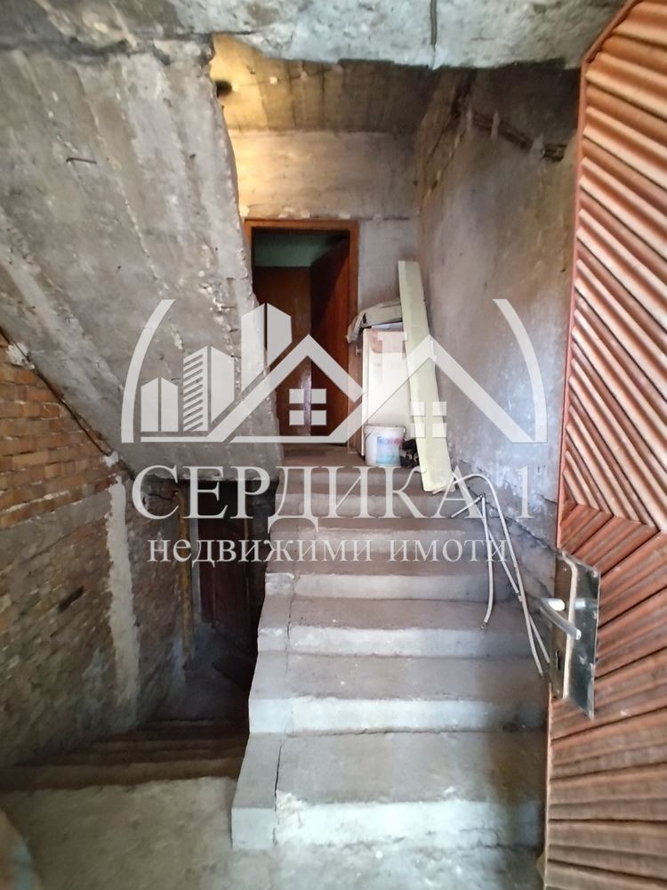 Продава КЪЩА, гр. София, Редута, снимка 5 - Къщи - 48207489