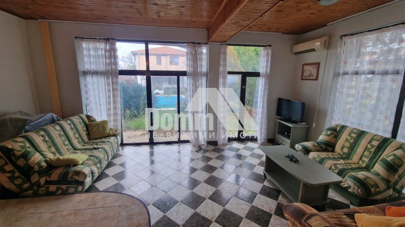 Продава КЪЩА, с. Порой, област Бургас, снимка 4 - Къщи - 52876037