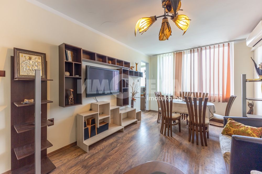 Продава 3-СТАЕН, гр. Варна, Възраждане 1