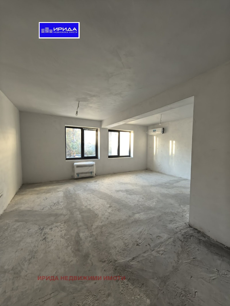 Продава  2-стаен, град София, Борово •  128 000 EUR • ID 93656199 — holmes.bg - [1] 