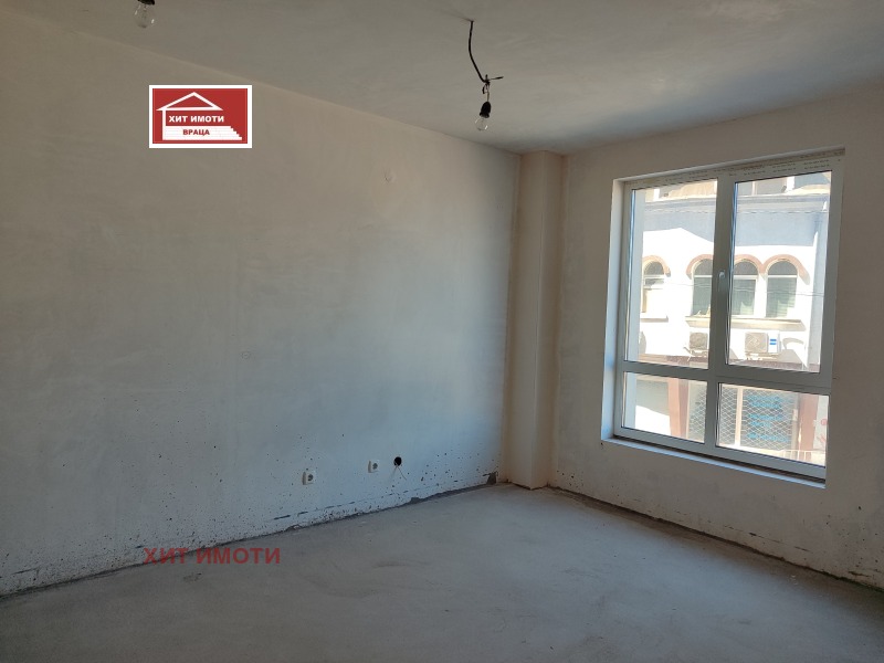 Продава  3-стаен, град Враца, Център •  260 300 лв. • ID 70870870 — holmes.bg - [1] 