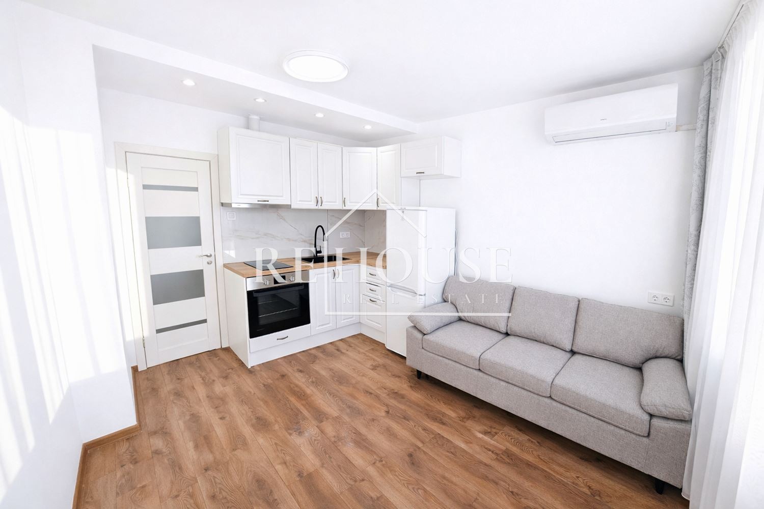 Продава 2-СТАЕН, гр. Варна, Владислав Варненчик 1, снимка 2 - Апартаменти - 53857169