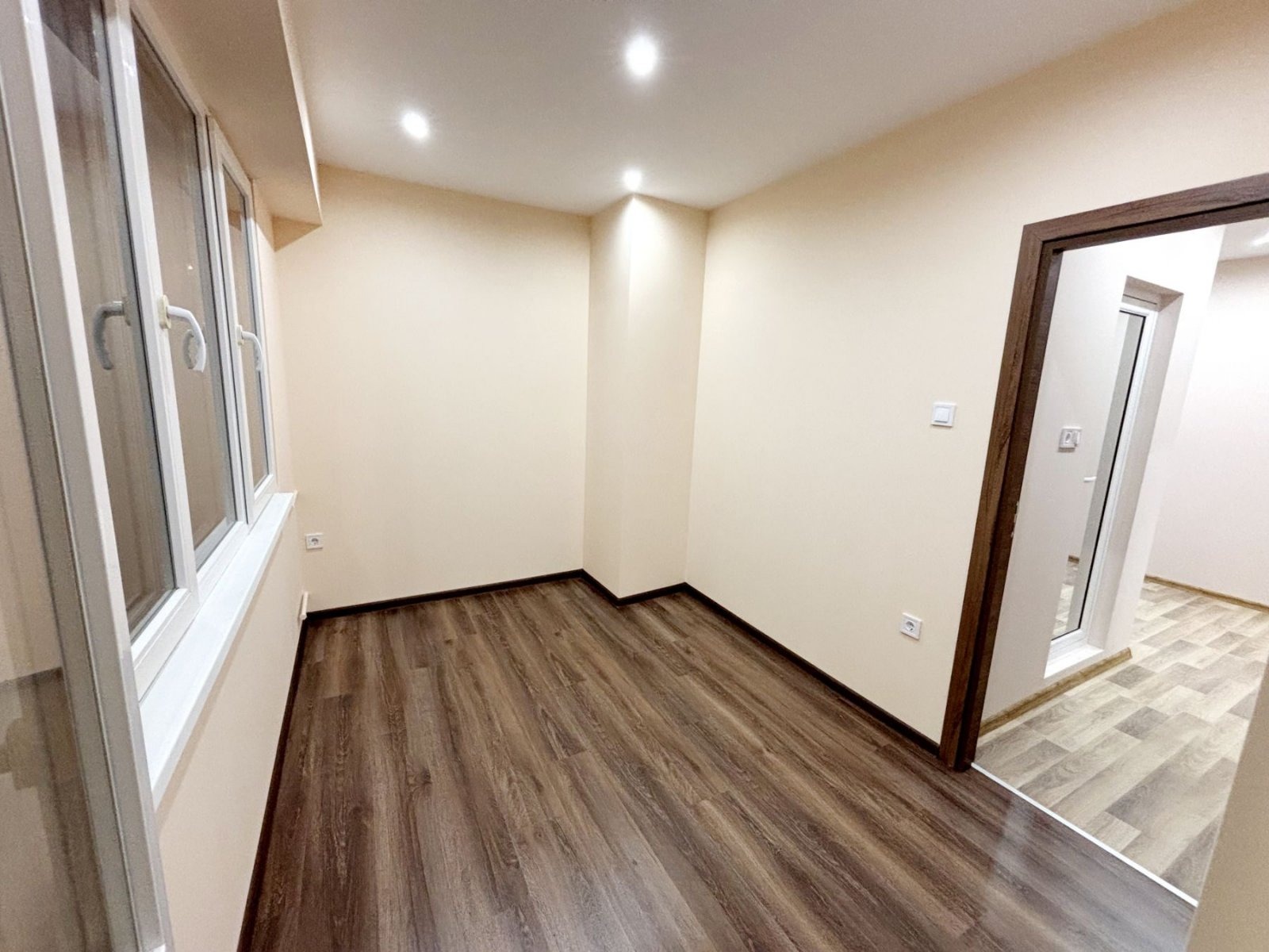 Продава 3-СТАЕН, гр. София, Люлин 6, снимка 5 - Апартаменти - 54541260