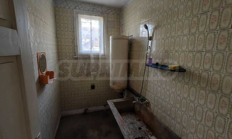 Продава КЪЩА, гр. Кула, област Видин, снимка 15 - Къщи - 56426891