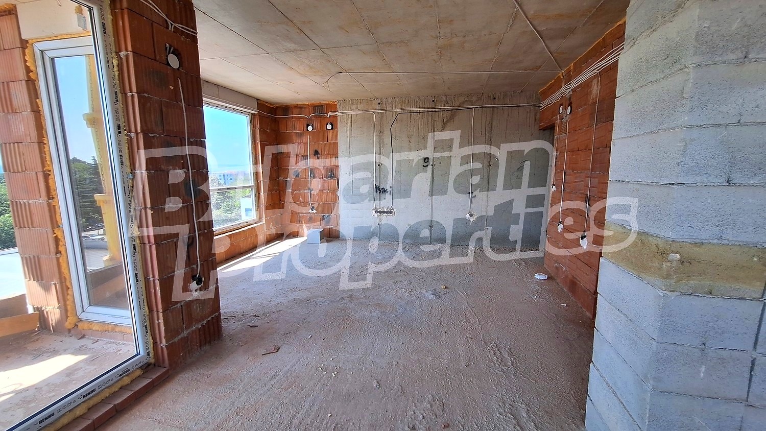 Продава 3-СТАЕН, гр. Варна, Младост 1, снимка 2 - Апартаменти - 55358822