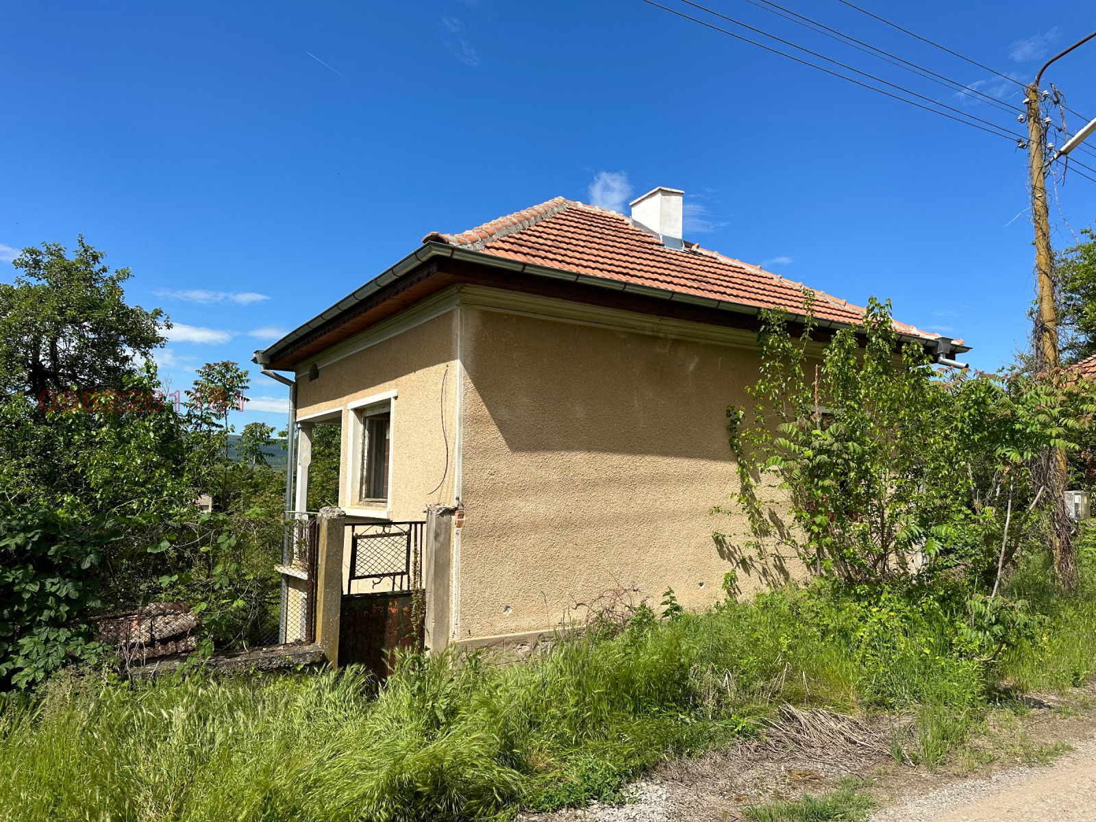 Продава КЪЩА, с. Охрид, област Монтана, снимка 2 - Къщи - 54570737