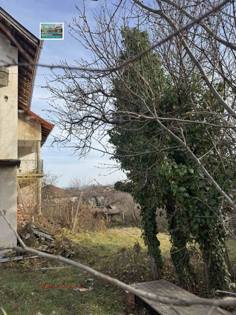 Продава ЕТАЖ ОТ КЪЩА, гр. Берковица, област Монтана, снимка 2 - Етаж от къща - 52837731