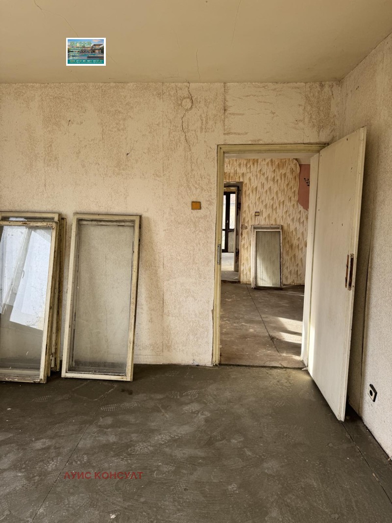 Продава ЕТАЖ ОТ КЪЩА, гр. Берковица, област Монтана, снимка 7 - Етаж от къща - 52837731