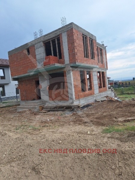 Продава КЪЩА, с. Брестник, област Пловдив