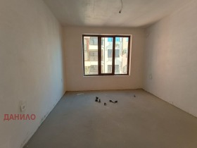 2 Schlafzimmer Buzludscha, Weliko Tarnowo 4