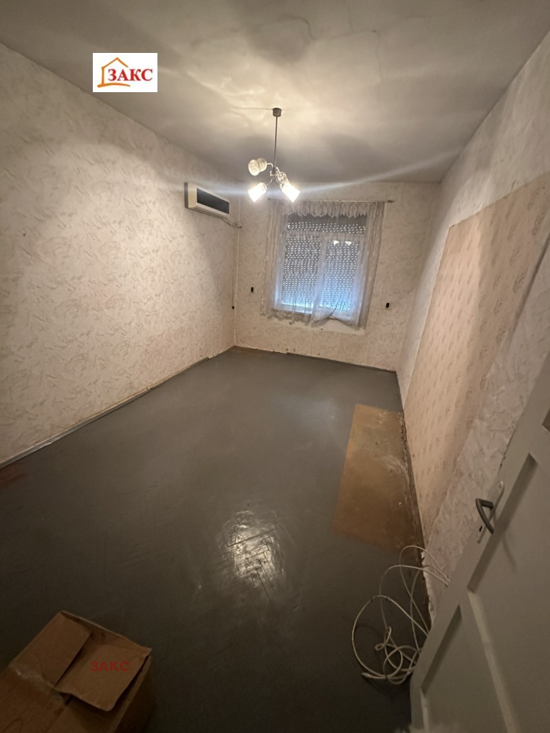 Продава 3-СТАЕН, гр. Кърджали, Център, снимка 4 - Апартаменти - 52144066