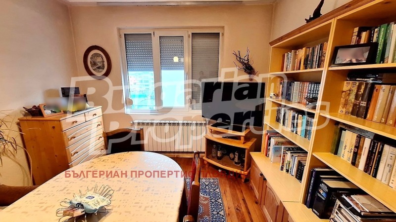 Продава КЪЩА, гр. Баня, област Пловдив, снимка 6 - Къщи - 52716276