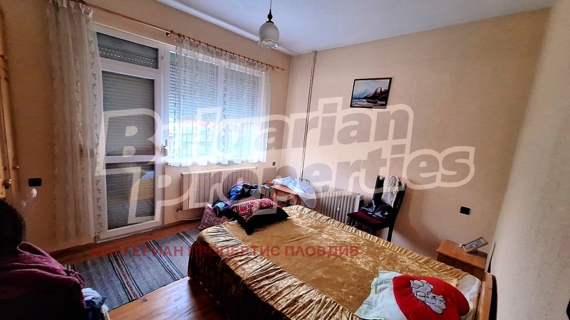 Продава КЪЩА, гр. Баня, област Пловдив, снимка 14 - Къщи - 52716276