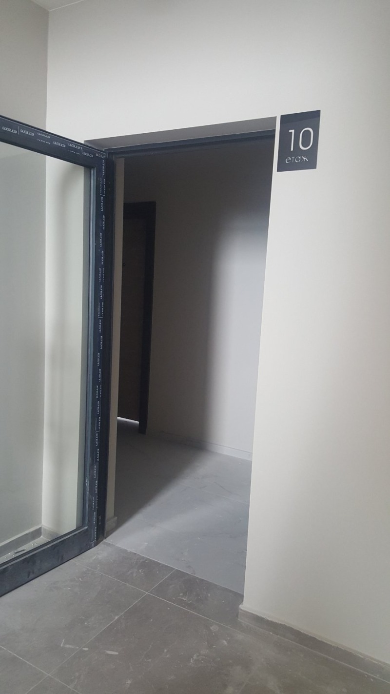 En venta  1 dormitorio Plovdiv , Tsentar , 79 metros cuadrados | 33677938 - imagen [9]