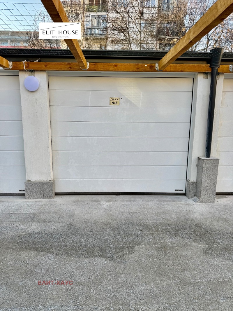 Продава 3-СТАЕН, гр. София, Оборище, снимка 3 - Апартаменти - 52859636