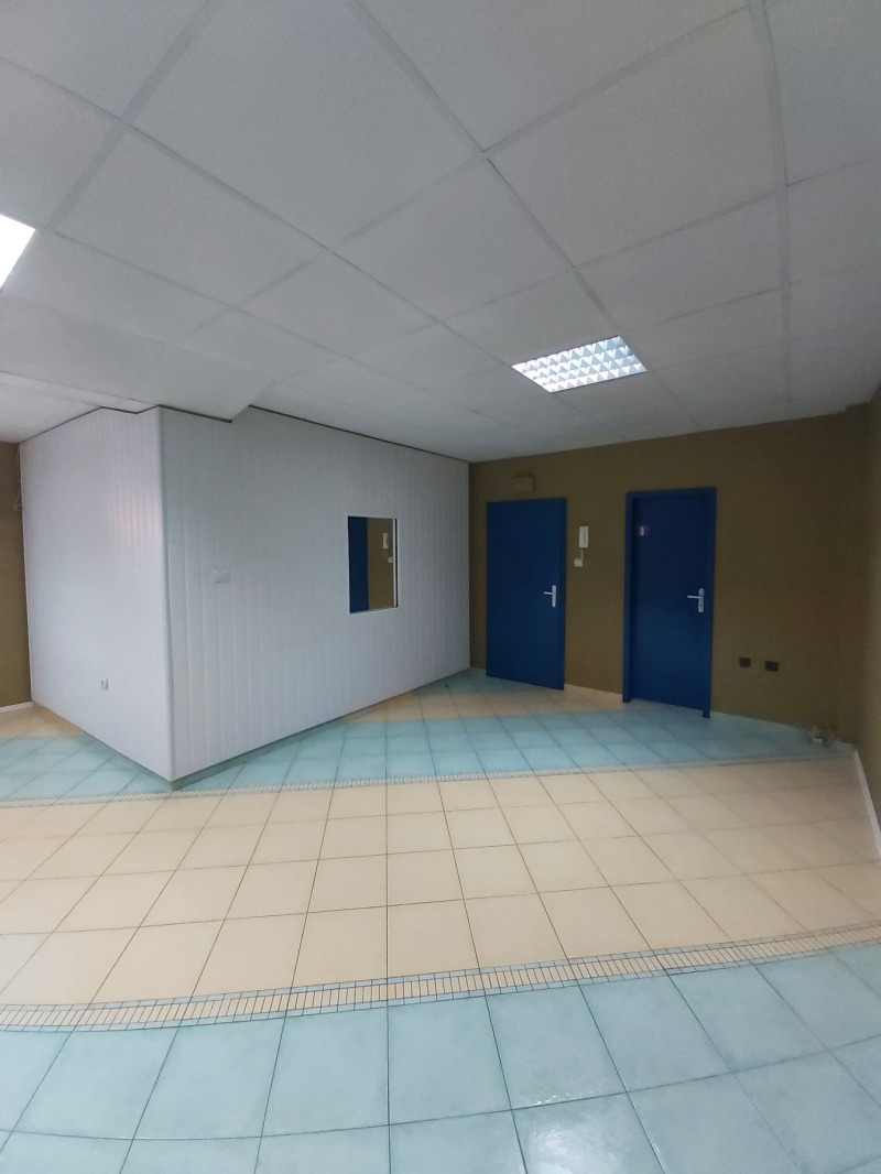 De vânzare  Birou Pernic , Țentâr , 45 mp | 25958134 - imagine [4]