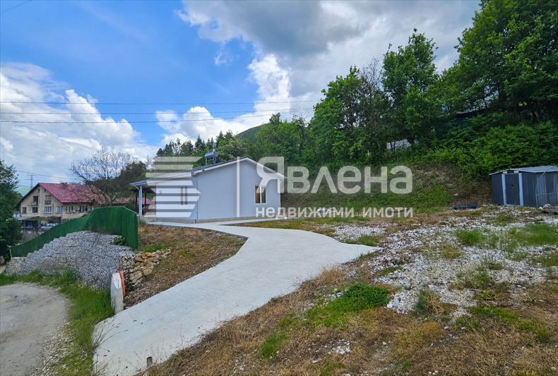 Продава КЪЩА, с. Свидня, област София област, снимка 2 - Къщи - 55533436