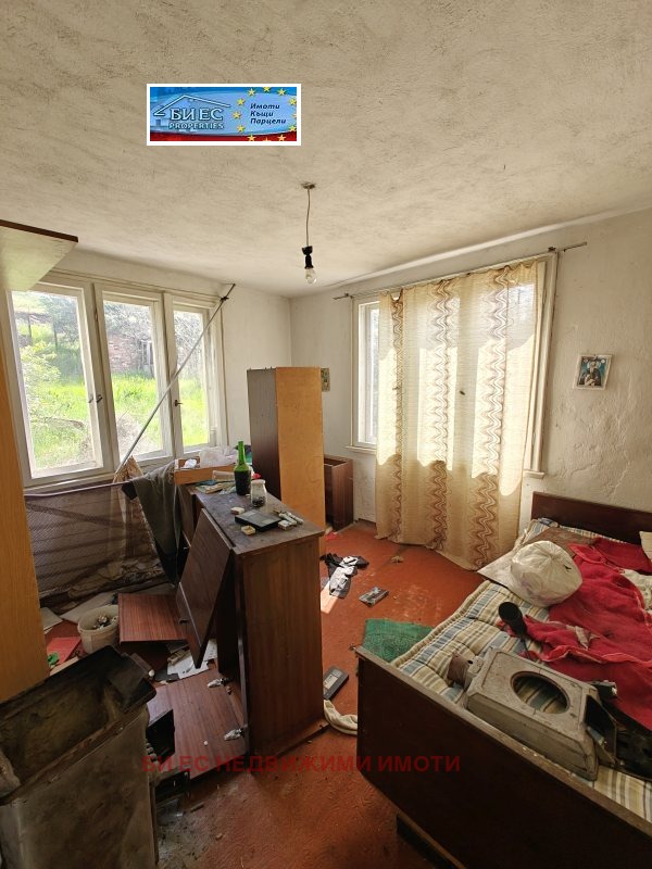 Продава КЪЩА, с. Гърло, област Перник, снимка 5 - Къщи - 55632486