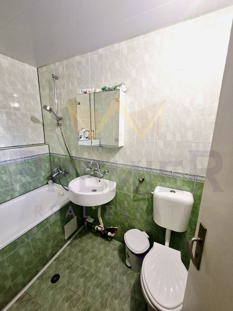Продава КЪЩА, гр. Варна, Погреби, снимка 8 - Къщи - 55796429