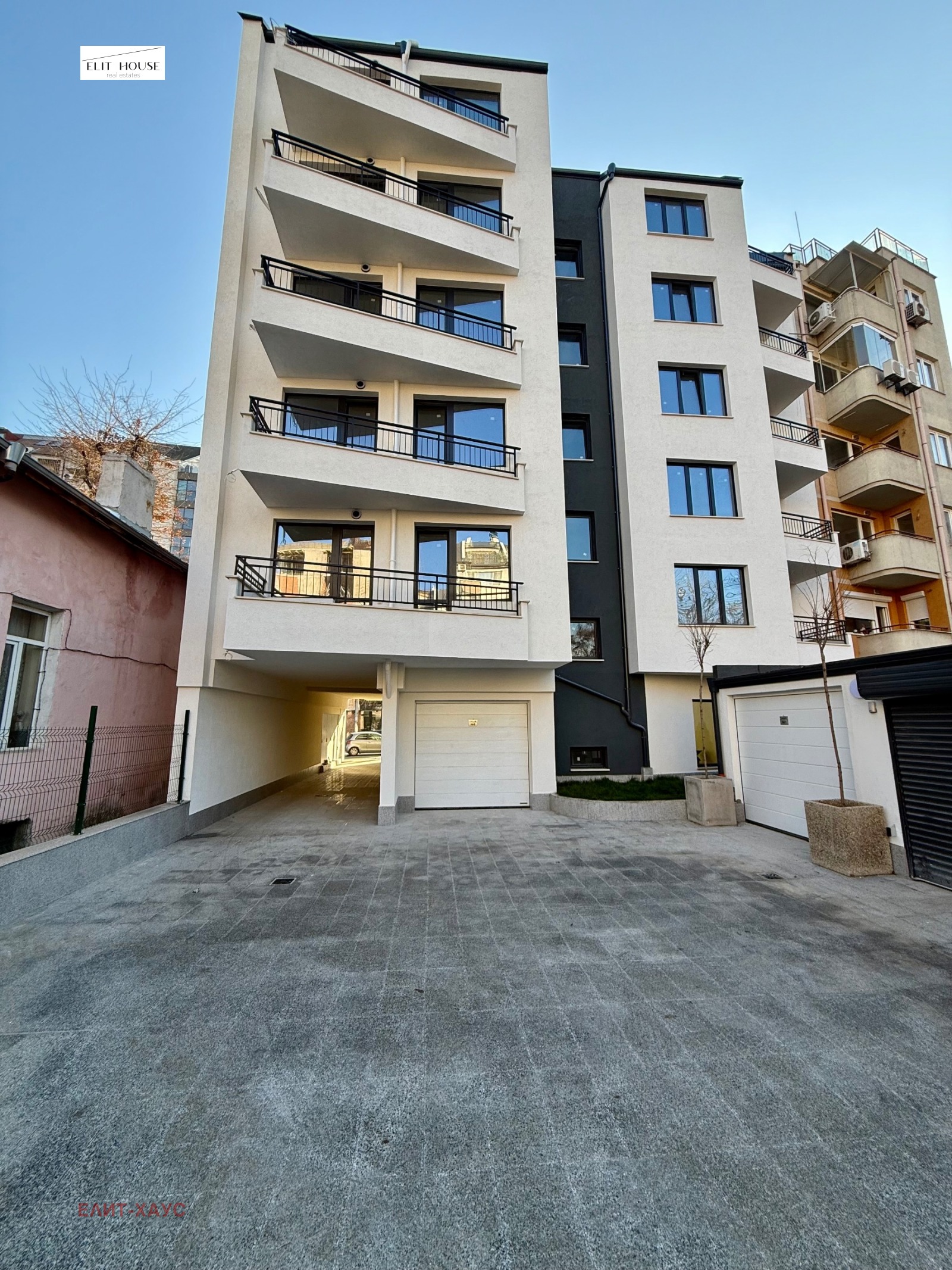 Продава 3-СТАЕН, гр. София, Оборище, снимка 2 - Апартаменти - 52859636