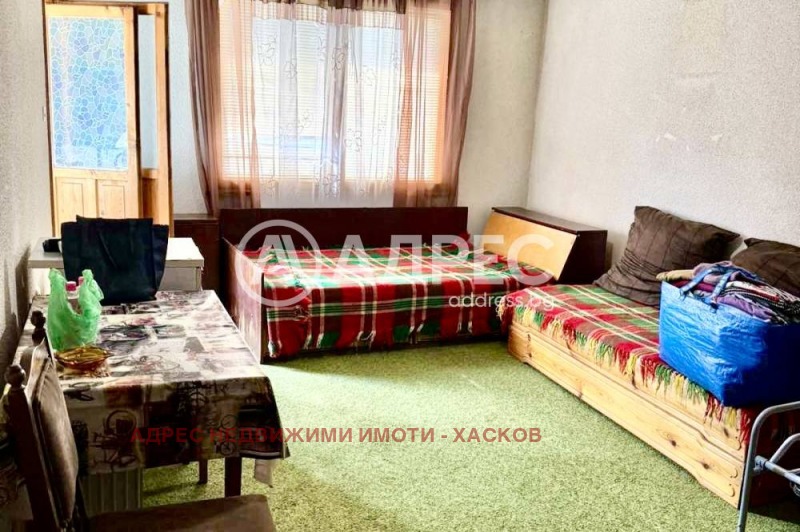 Продава  1-стаен град Хасково , Каменни , 39 кв.м | 63098673 - изображение [2]