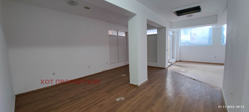 In vendita  Box auto Varna , Operata , 93 mq | 52469032 - Immagine [5]