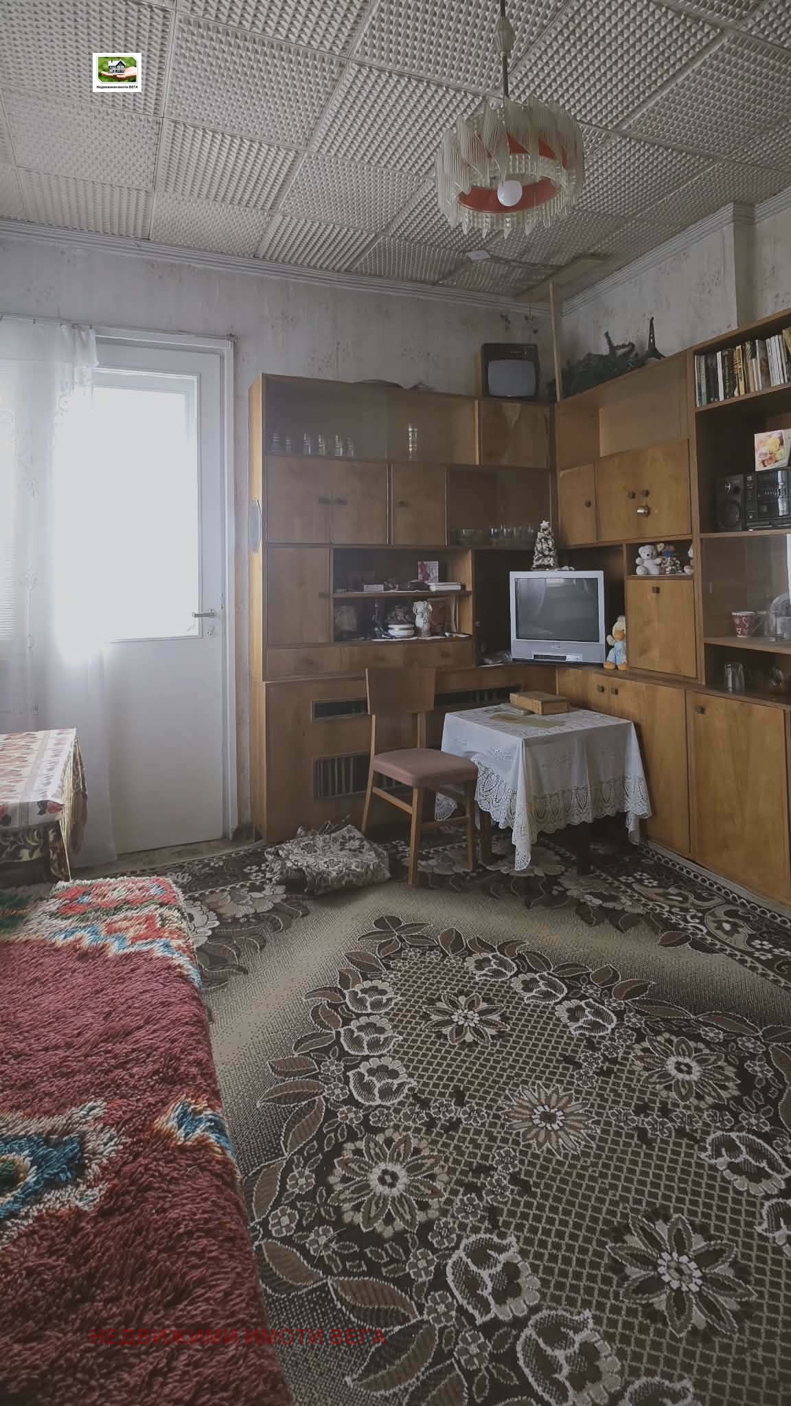 Продава ЕТАЖ ОТ КЪЩА, гр. Горна Оряховица, област Велико Търново, снимка 9 - Етаж от къща - 53928741