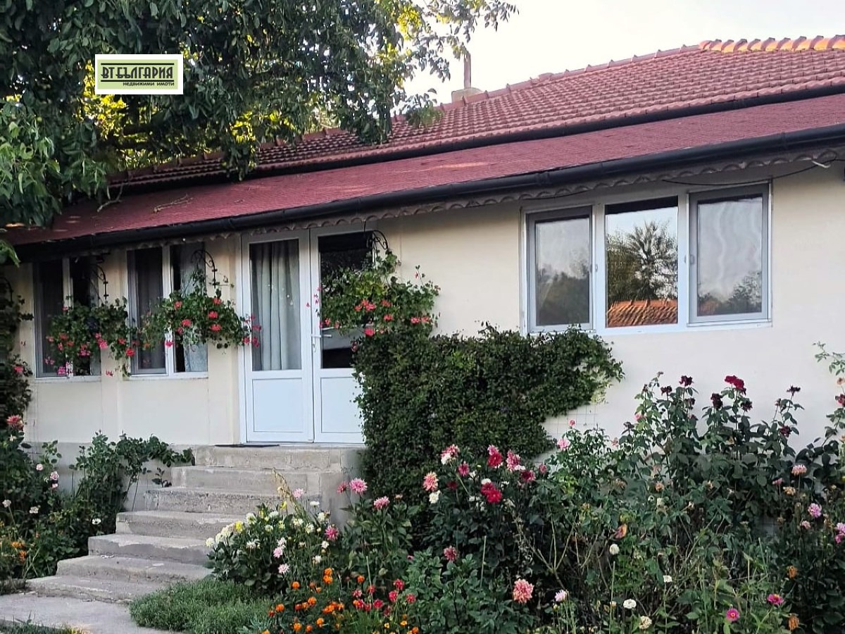 Продава КЪЩА, с. Гурково, област Добрич