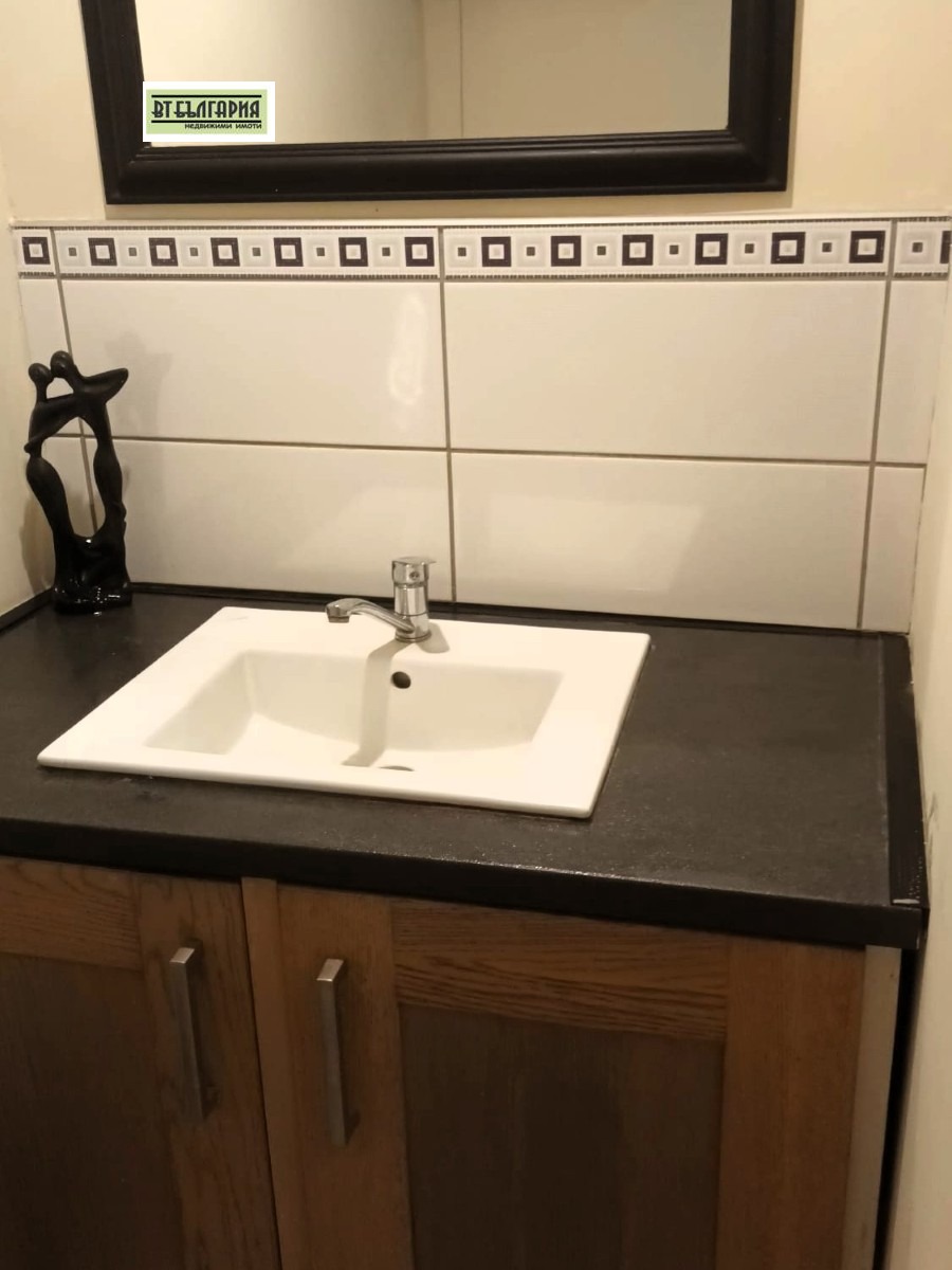 Продава КЪЩА, с. Гурково, област Добрич, снимка 10 - Къщи - 56099375