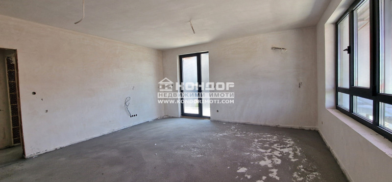 À venda  2 quartos Plovdiv , Hristo Smirnenski , 111 m² | 89830125 - imagem [2]