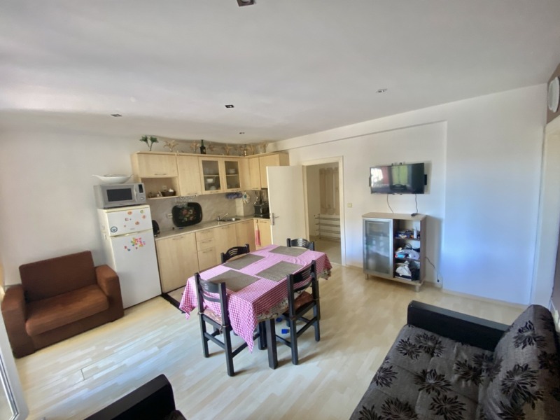 Till salu  2 sovrum region Burgas , Sveti Vlas , 77 kvm | 71792243 - bild [5]