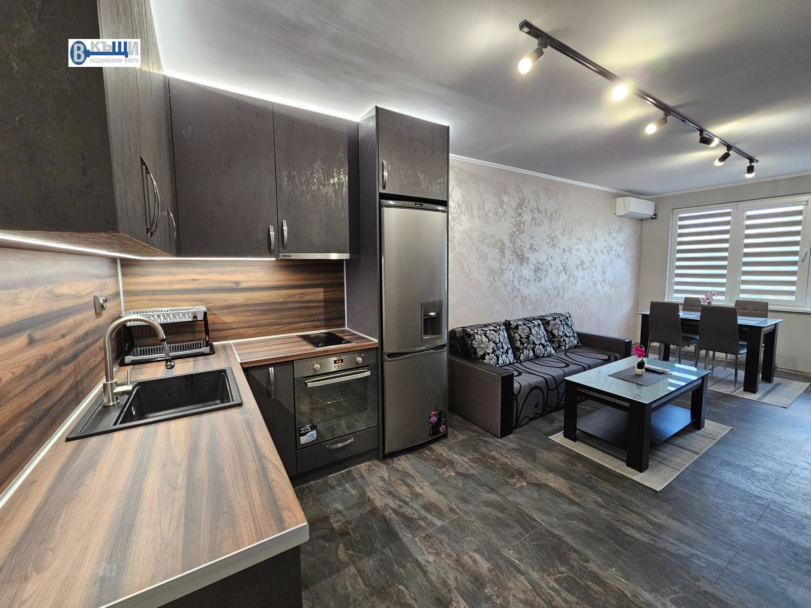 Продава 2-СТАЕН, гр. Велико Търново, Зона Б, снимка 2 - Апартаменти - 51567492