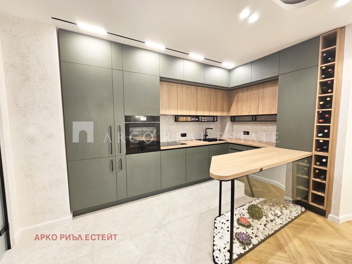 Продава 3-СТАЕН, гр. София, Младост 4