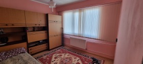 1 chambre Orel, Razgrad 2