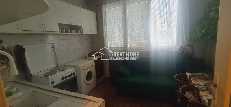 Продава 4-СТАЕН, гр. Търговище, Вароша, снимка 5 - Aпартаменти - 47431405