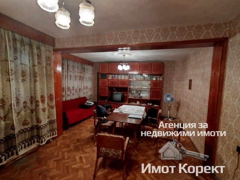 Продава 4-СТАЕН, гр. Асеновград, област Пловдив, снимка 1 - Aпартаменти - 47716992