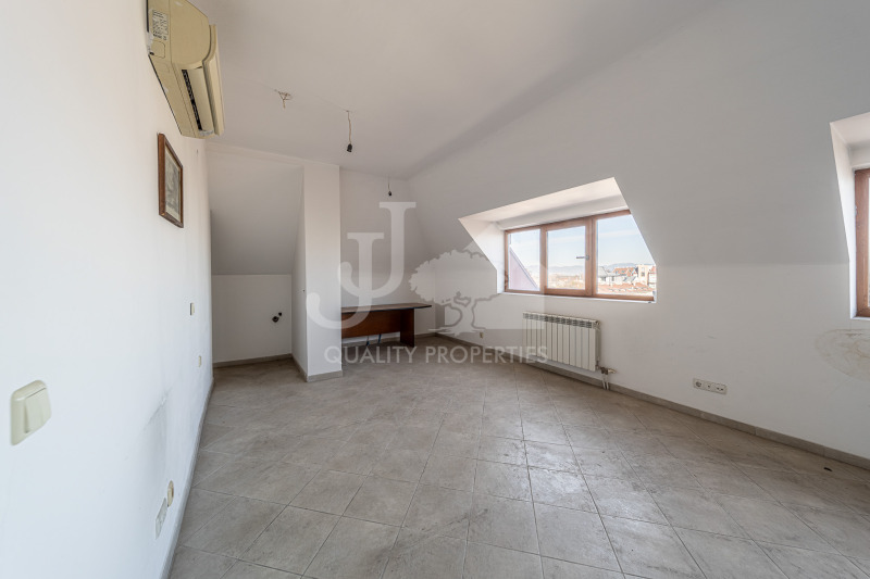 Продава 2-СТАЕН, гр. София, Център, снимка 2 - Апартаменти - 52410460