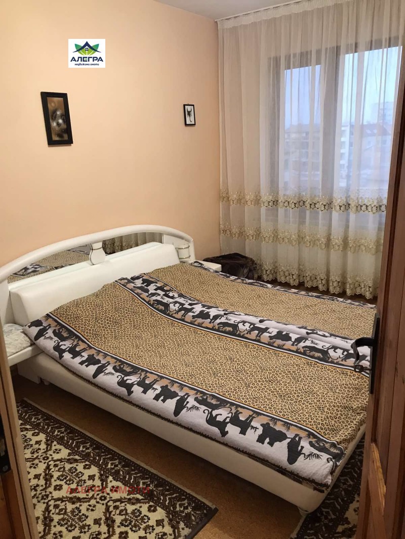 Продава 3-СТАЕН, гр. Пазарджик, Център, снимка 2 - Aпартаменти - 47120931