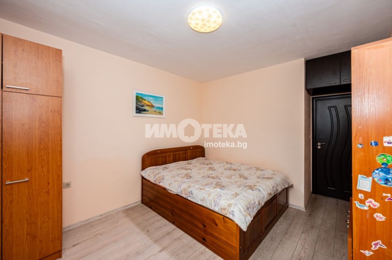 Продаја  2 спаваће собе Пловдив , Јyжен , 105 м2 | 60714355 - слика [6]