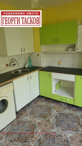 2 sovrum Zdravec Iztok, Ruse