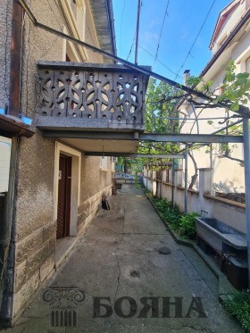 Продажба на етажи от къща в град Русе - изображение 2 