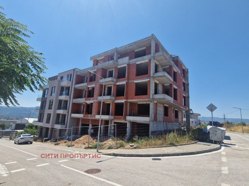 Продава  Многостаен, град Благоевград, Освобождение •  118 449 € • ID 55517072 — holmes.bg - [1] 