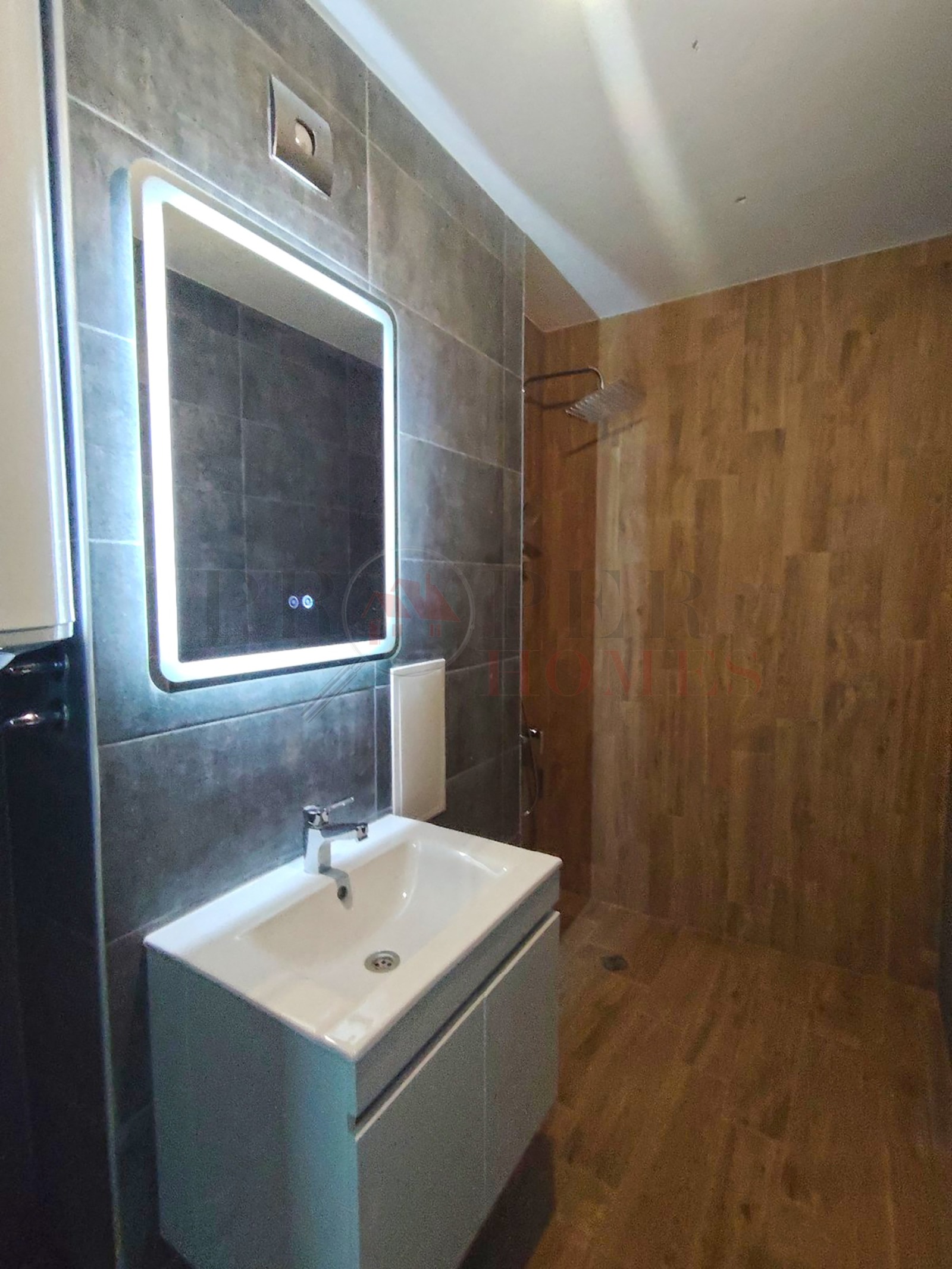 Продава 4-СТАЕН, гр. Велико Търново, Бузлуджа, снимка 3 - Апартаменти - 55016718