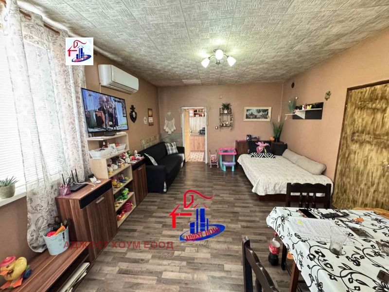Продава ЕТАЖ ОТ КЪЩА в град Шумен, Дивдядово - 110 кв.м / 120 000 € » 234 699.60 лв., АДЖЕСТ ХОУМ ЕООД