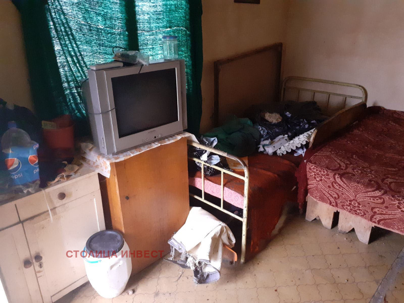 Продава ВИЛА в град Русе, в.з. 9-ти километър - 750 кв.м / 9 000 € » 17 602.47 лв., СТОЛИЦА ИНВЕСТ