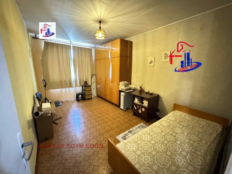 Myytävänä  2 makuuhuonetta Šumen , 5-ti polk , 93 neliömetriä | 79797973 - kuva [5]