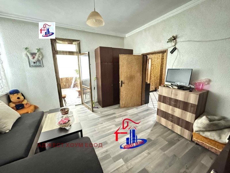 Продава ЕТАЖ ОТ КЪЩА, гр. Шумен, Дивдядово, снимка 5 - Етаж от къща - 53506758